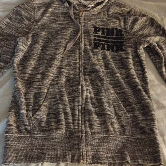 PINK outfits - Picture 6 of 10